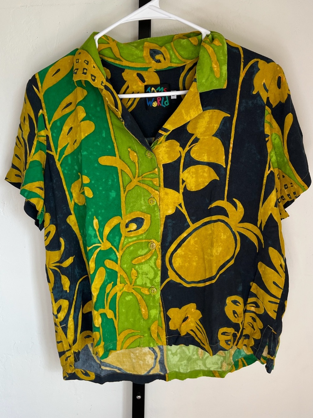 Jams World Tropical Print Button Down Large